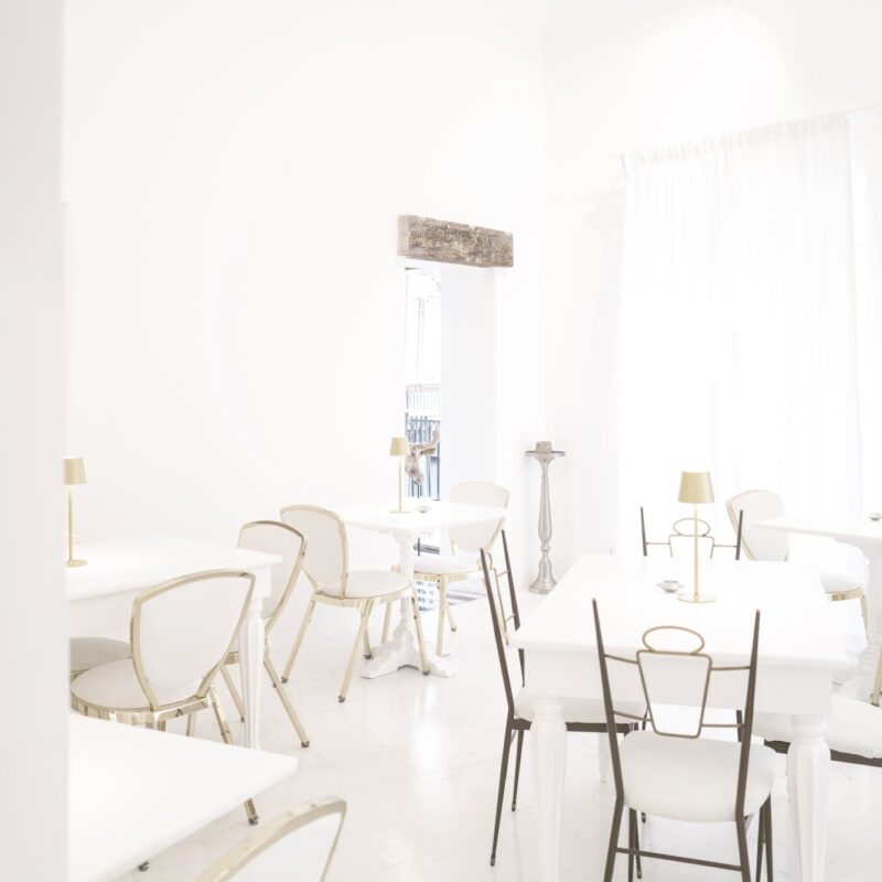 Iscriviti alla Newsletter di Virga & Milano per rimanere aggiornato su tutte le novità